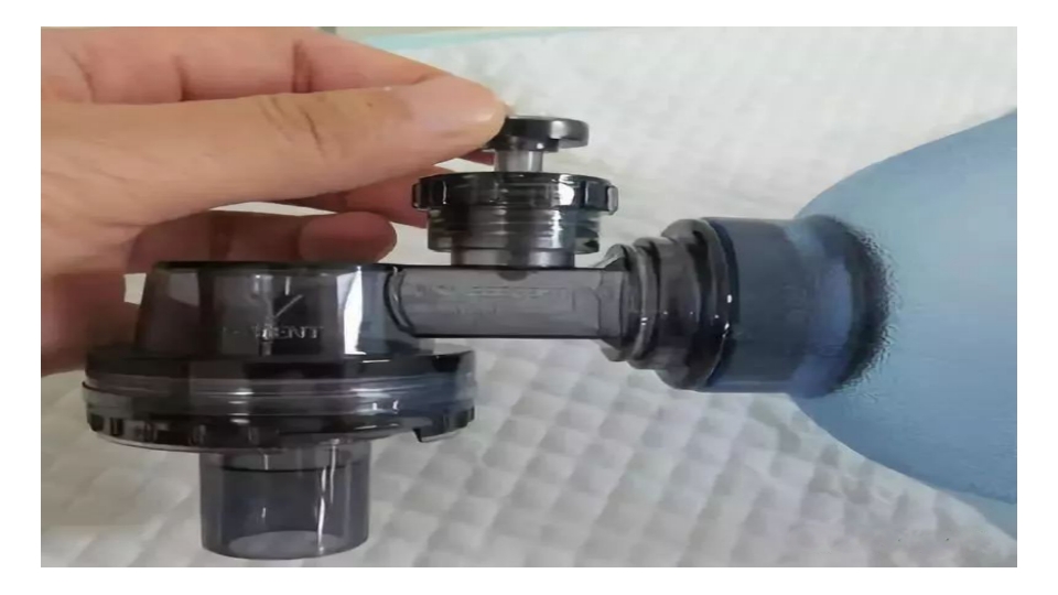 简易呼吸球囊的临床应用ppt课件9